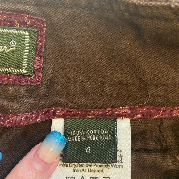 Eddie Bauer Women’s Brown Pants Size 4 w/small stain on front left leg - Picture 7 of 10